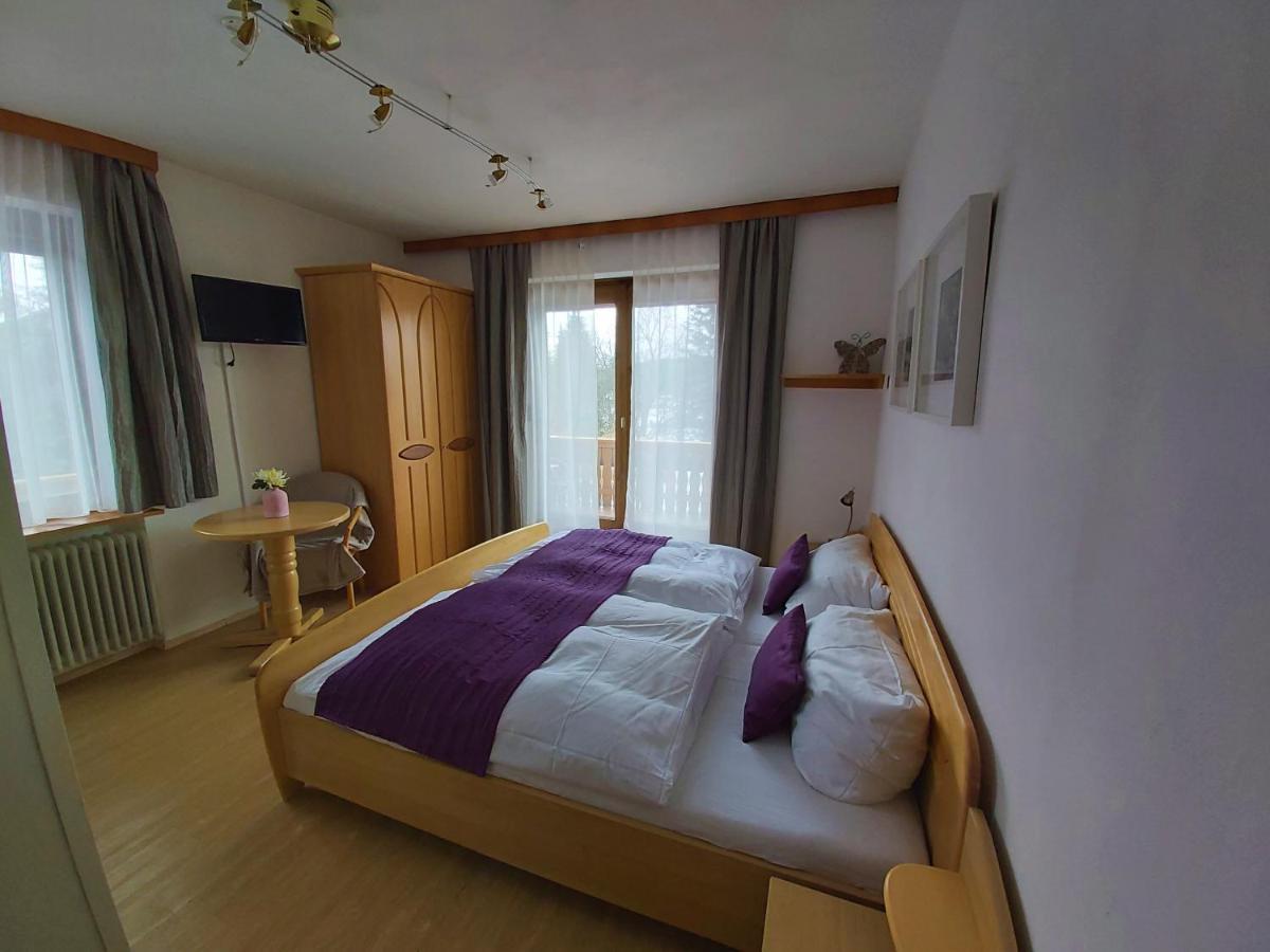 B&B Pension Karlsdorfer Hof Seeboden Exterior photo
