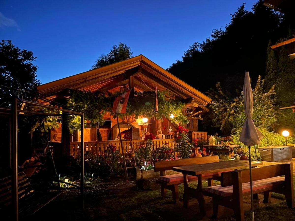 B&B Pension Karlsdorfer Hof Seeboden Exterior photo